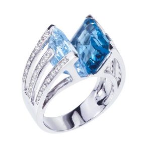 FACCIA A FACCIA RING