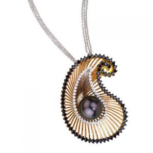 SISTINA PAISLEY PENDANT